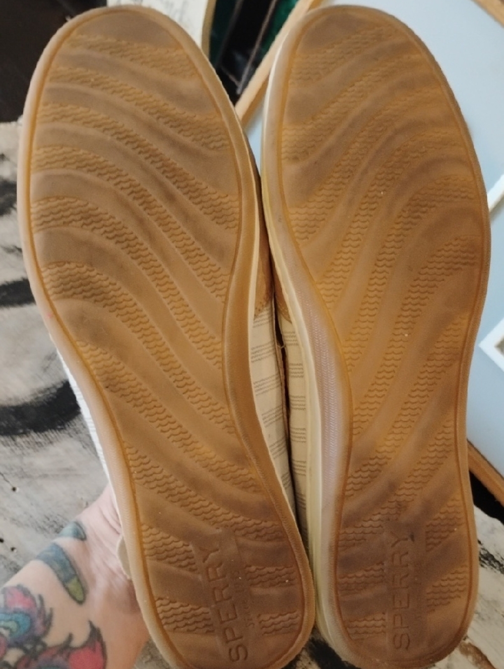 Sperry Tan Leather Boat Shoes - Lace Up Casual - Picture 4 of 8